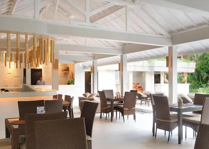 Hotel Dewi Sri 3*