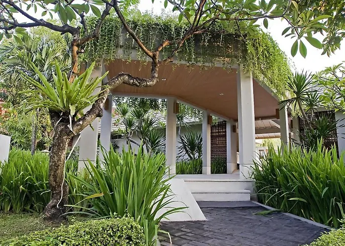 Hotel Dewi Sri