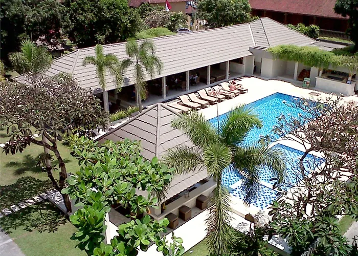 Dewi Sri Hotel 3*