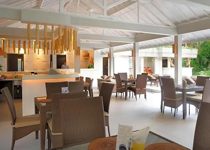 Hotel Dewi Sri 3*