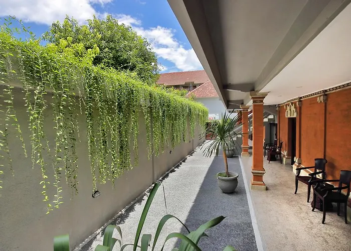 Hotel Dewi Sri Legian (Bali)